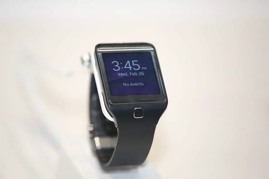 smartwatches-with-camera-smartwatch